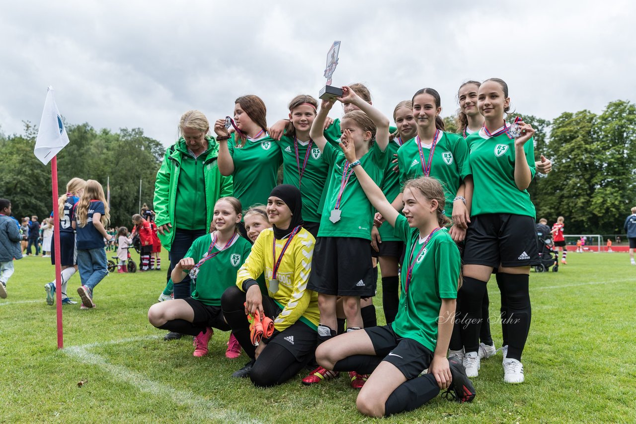 Bild 261 - Loewinnen Cup
